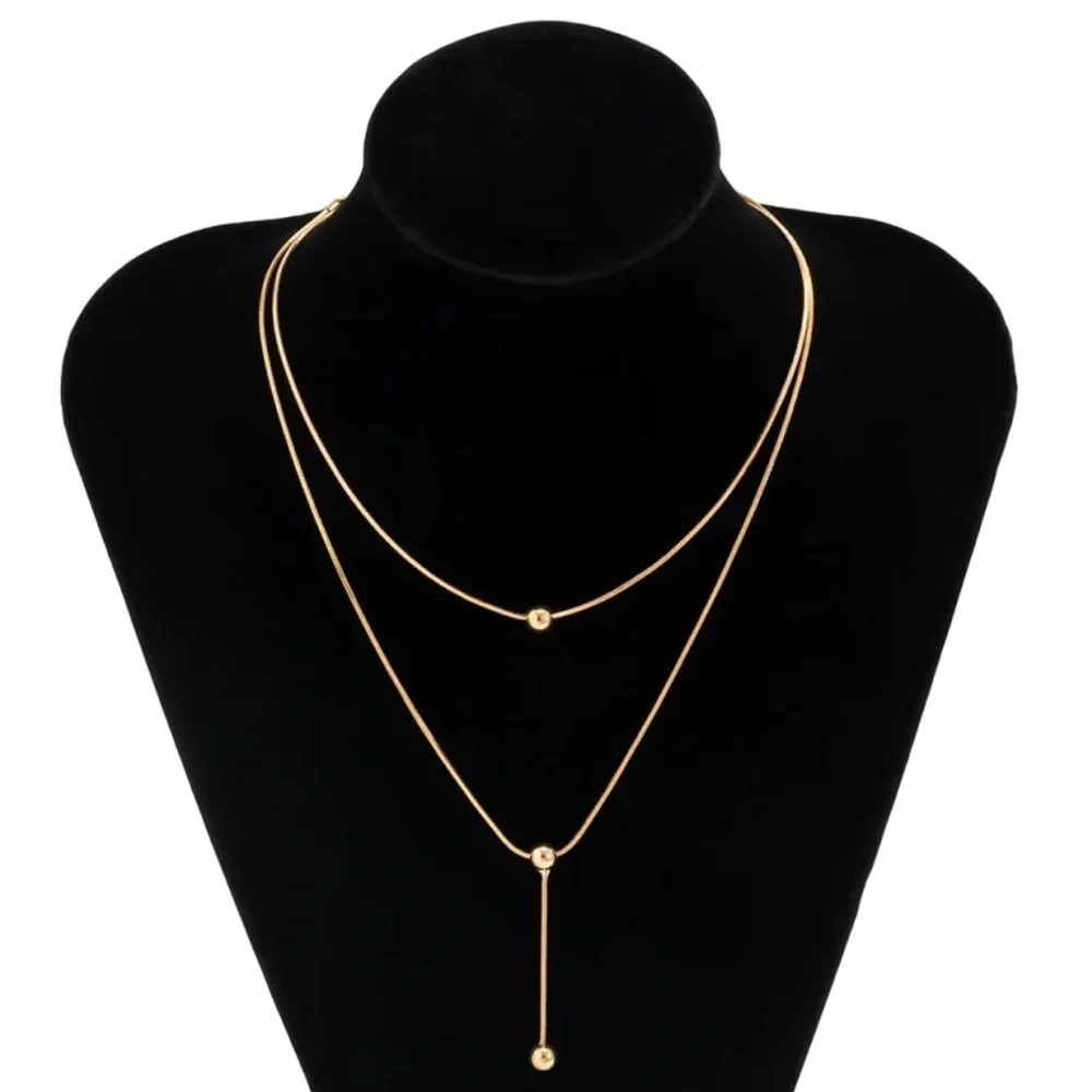 ✨✨Triple Ball Lariat Necklace ✨✨✨ - Picture 4 of 5